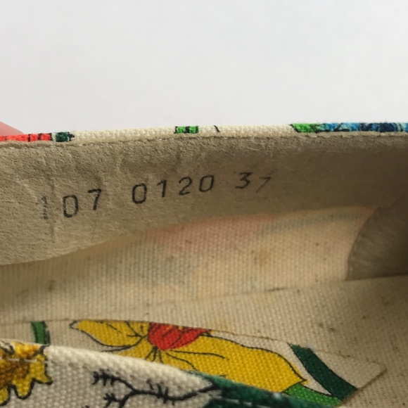 Vintage GUCCI White Floral Espadrilles Canvas Shoe - Picture 8 of 8